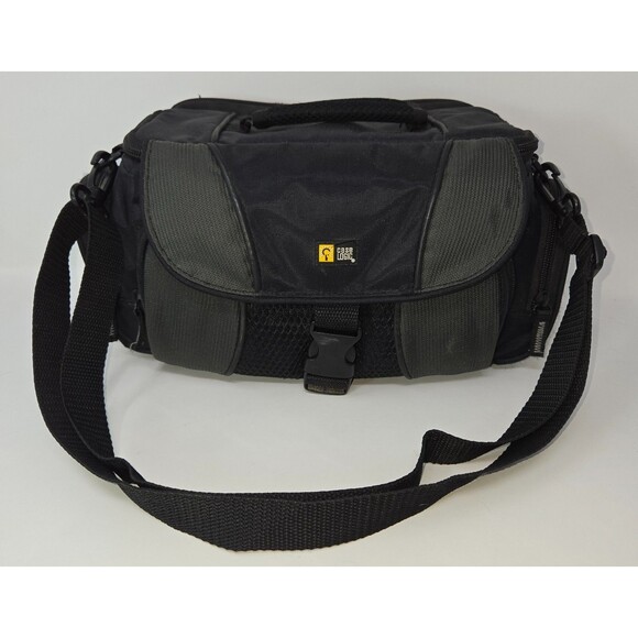 JVC Compact VHS Camcorder VHS-C GR-AXM17U w/ Tape Adapter Case Power & RCA Cords - Picture 9 of 16